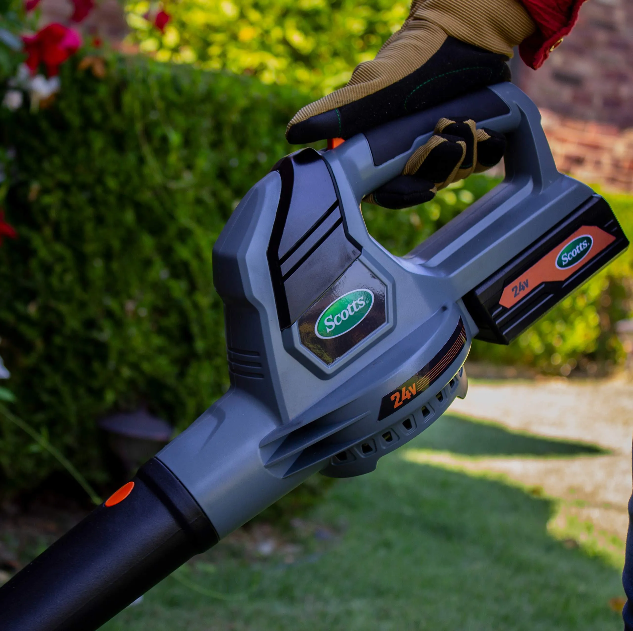 Scotts Outdoor Power Tools LB21024S 24-Volt 130MPH Cordless Leaf Blower, 2Ah Battery & Charger Included