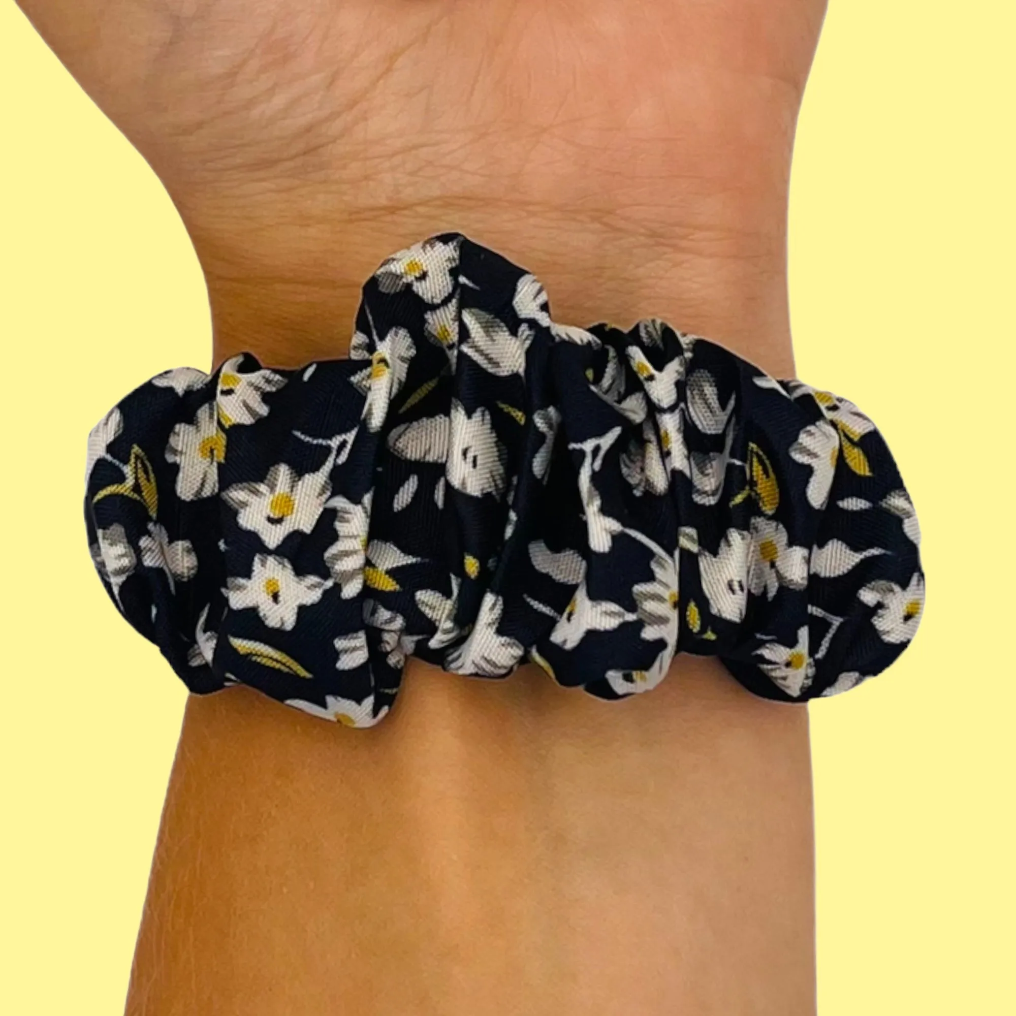 Scrunchies Watch Straps Compatible with the Xiaomi Band 8 Pro