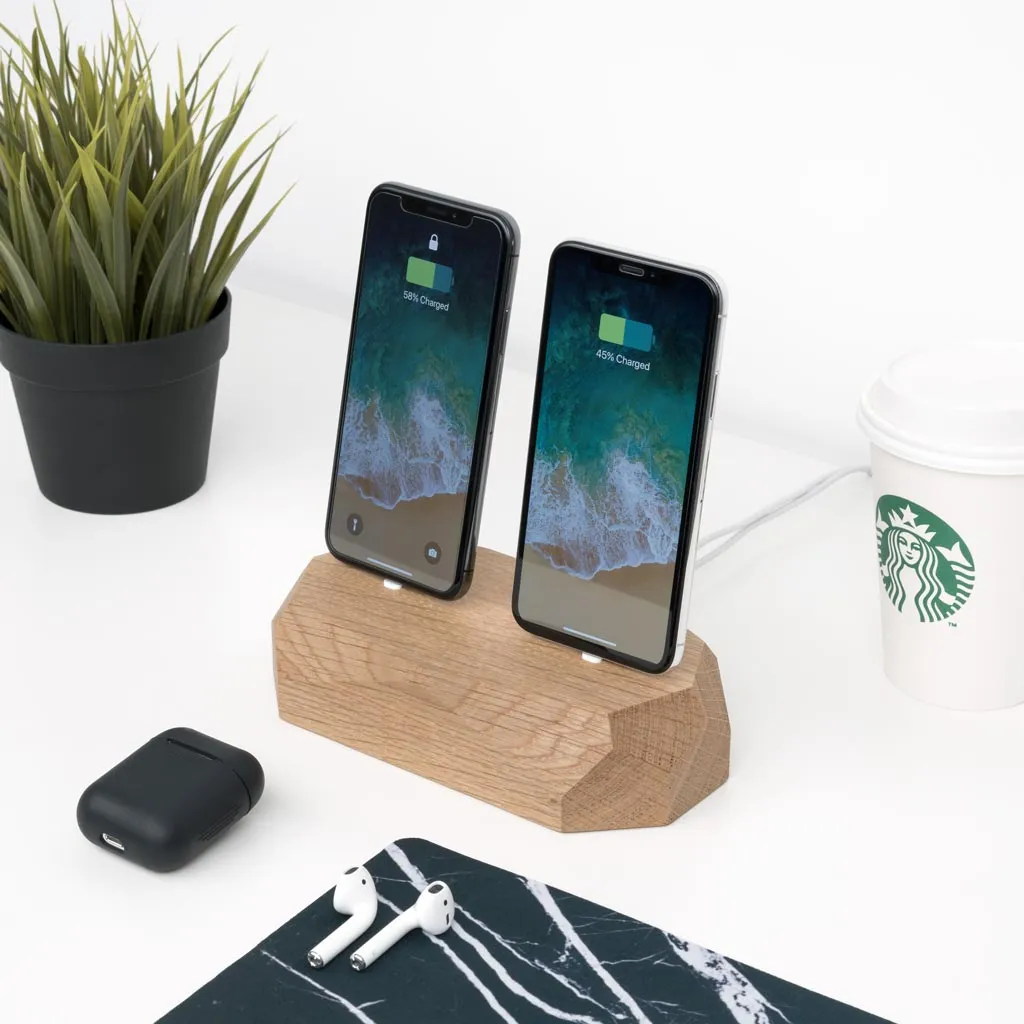 Wood iPhone Dual Charging Dock - Oakywood